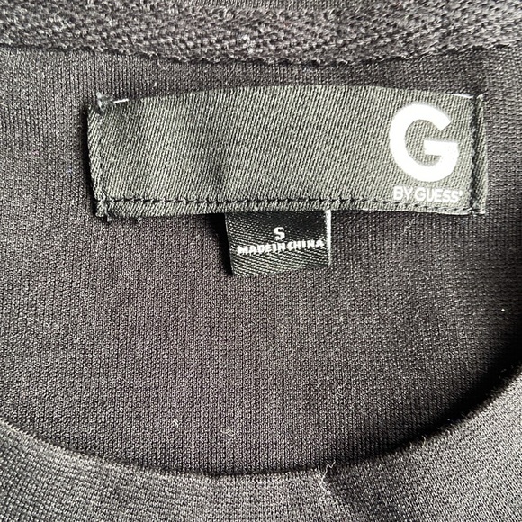 Guess sweater - Picture 2 of 3